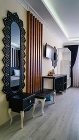 Cnr Inci Hotel