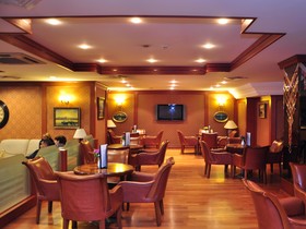 Nova Plaza Crystal Hotel