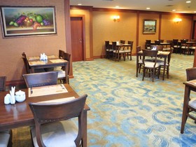 Nova Plaza Crystal Hotel