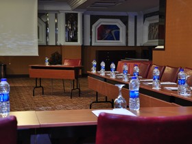 Nova Plaza Crystal Hotel