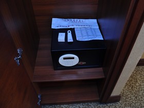 Nova Plaza Crystal Hotel