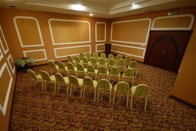 Nova Plaza Crystal Hotel