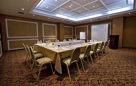 Nova Plaza Crystal Hotel