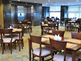 Nova Plaza Crystal Hotel