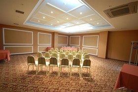 Nova Plaza Crystal Hotel