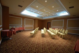 Nova Plaza Crystal Hotel