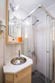 Dast Hotel