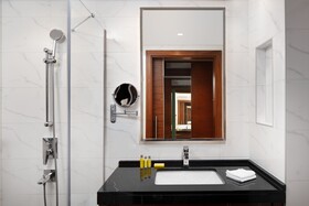 Delta Hotels by Marriott Istanbul Levent