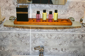 Deluxe Newport Hotel