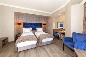 Demiray Hotel
