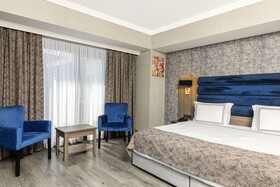 Demiray Hotel