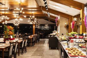 Demiray Hotel