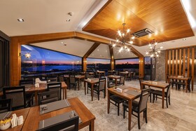 Demiray Hotel