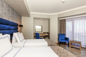 Demiray Hotel