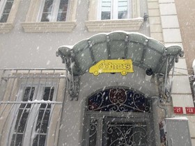 Dolmus Hotel