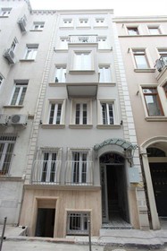 Dolmus Hotel