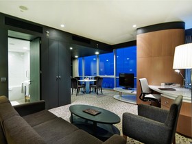 DoubleTree by Hilton Hotel Istanbul - Moda