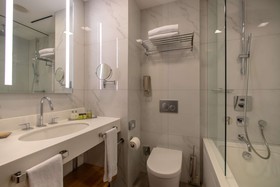 DoubleTree by Hilton Hotel Istanbul - Moda
