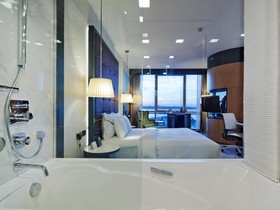 DoubleTree by Hilton Hotel Istanbul - Moda