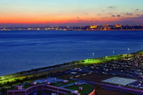 DoubleTree by Hilton Hotel Istanbul - Moda