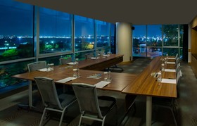DoubleTree by Hilton Hotel Istanbul - Moda