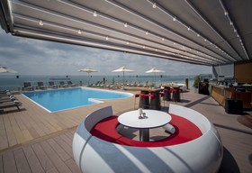 DoubleTree by Hilton Hotel Istanbul - Moda