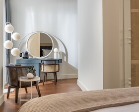Ecole St. Pierre Hotel