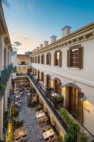 Ecole St. Pierre Hotel