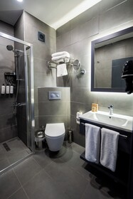 Educity Suit & Hotels