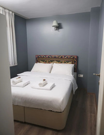 Elele Boutique Apart