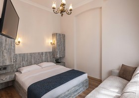 Element Garden Hotel