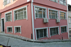 Emirhan Guest House
