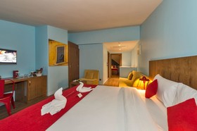 Taksim Nis Hotel
