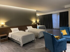 Ezkar Hotel