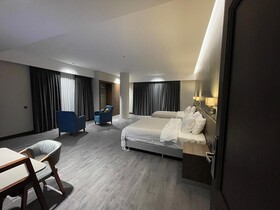 Ezkar Hotel