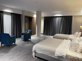 Ezkar Hotel