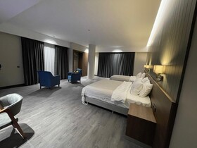 Ezkar Hotel