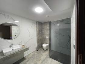 Ezkar Hotel
