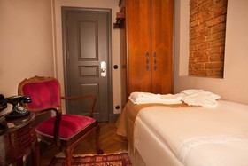 Faik Pasha Hotel
