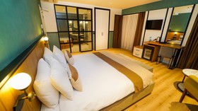 Fragments Hotel