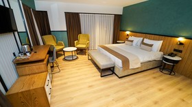 Fragments Hotel