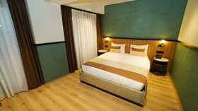 Fragments Hotel