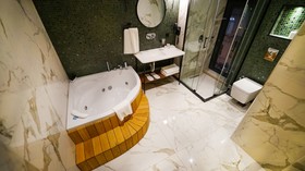 Fragments Hotel