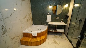 Fragments Hotel