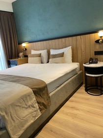 Fragments Hotel