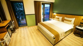 Fragments Hotel
