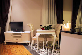 Frida Suites And Aparts