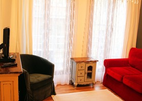 Frida Suites And Aparts