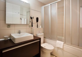 Gallery Residence