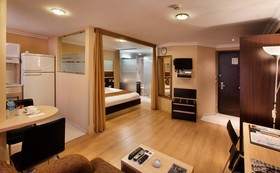 Gallery Residence